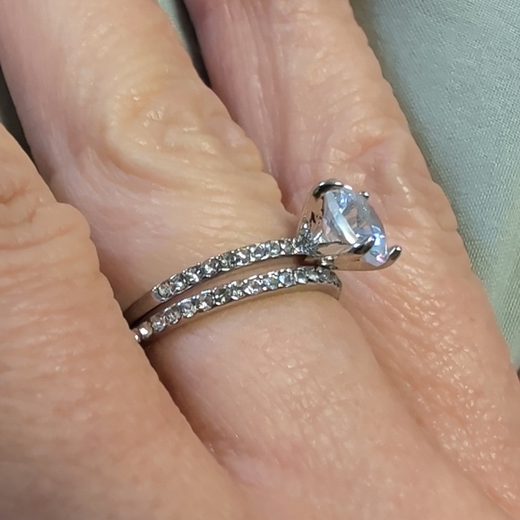 Silver Diamond Simulant Wedding Set Rings - Picture 5 of 7